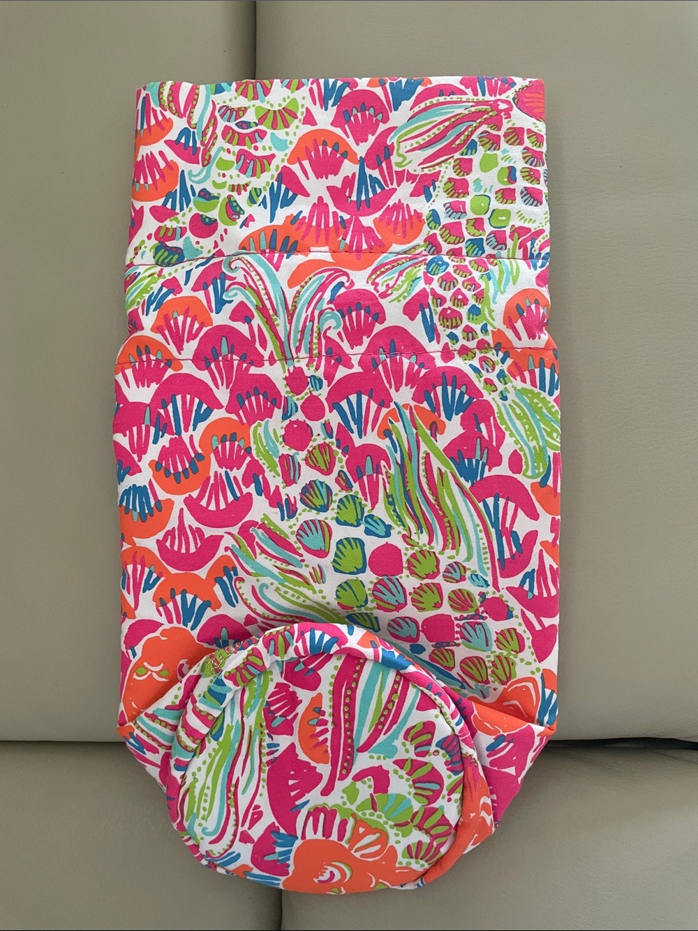 Lilly Pulitzer Coral, Pink & Blue Patterned Wine Tote - Picture 2 of 2